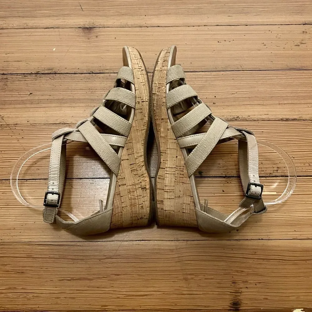 Eileen Fisher Bevy St. Linen stretch wedge sandal heels. Size 8.